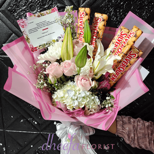 Hand Bouquet 005